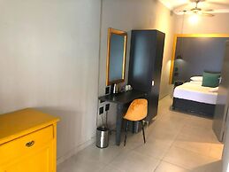 Elephant Springs Hotel