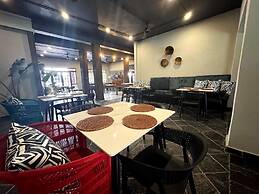 Elephant Springs Hotel