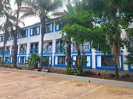 Elephant Springs Hotel