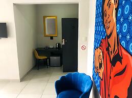 Elephant Springs Hotel