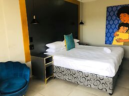 Elephant Springs Hotel