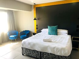 Elephant Springs Hotel