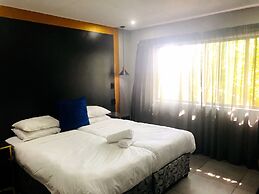 Elephant Springs Hotel