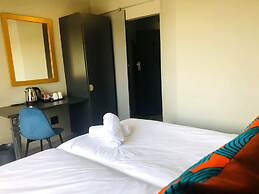 Elephant Springs Hotel