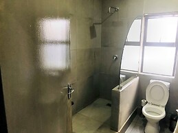 Elephant Springs Hotel