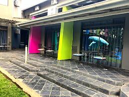 Elephant Springs Hotel