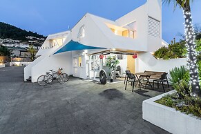 Amity Serviced Apartments