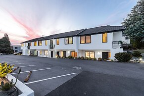 Amity Serviced Apartments