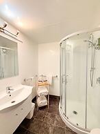 Amity Serviced Apartments