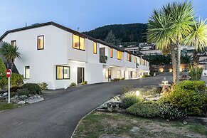 Amity Serviced Apartments