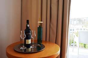 Madeira Bright Star Hotel