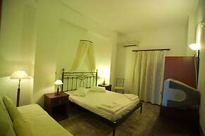 Ifestia Hotel Santorini