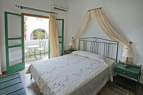 Ifestia Hotel Santorini