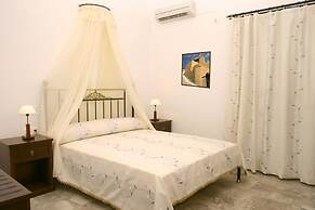 Ifestia Hotel Santorini