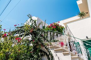 Ifestia Hotel Santorini