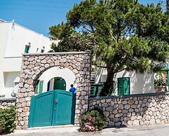 Ifestia Hotel Santorini