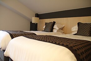 The Ridge Hotel & Apartments