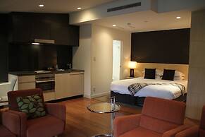 The Ridge Hotel & Apartments