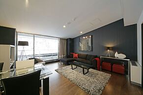 The Ridge Hotel & Apartments