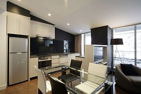 The Ridge Hotel & Apartments