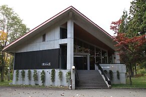 The Ridge Hotel & Apartments