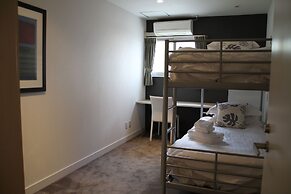 The Ridge Hotel & Apartments