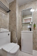 The Palace Hill Hotel