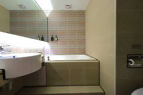 Han She Hotel