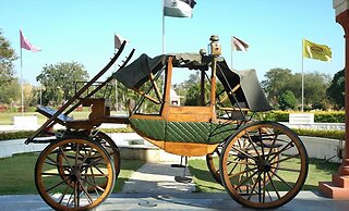 Noor-Us-Sabah Palace