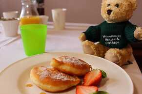 Woodlands Country House