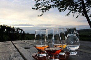 Woodlands Country House