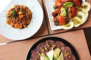 Renaissance Caracas La Castellana Hotel