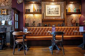 The Hampton Hotel by Greene King Inns