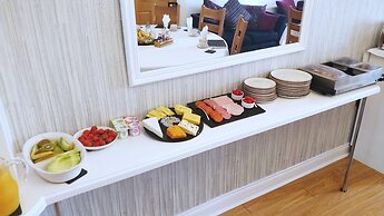 Angel House Bed & Breakfast