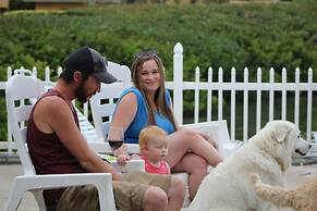 Lorelei Resort Motel