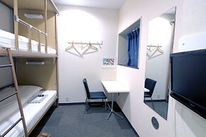 Sakura Hotel Jimbocho - Hostel