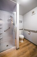 Riverhouse by Weekender (Formerly Jack Daniels Inn)