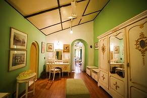 WelcomHeritage Connaught House