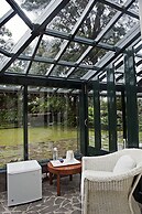 WelcomHeritage Connaught House