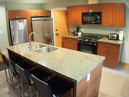 Kookaburra Lodge by Bear Country