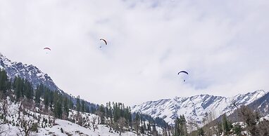 Solang Valley Resort