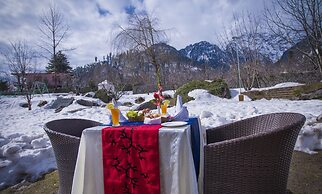 Solang Valley Resort