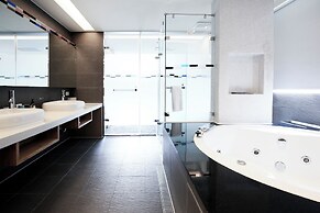 Dandy Hotel Daan Park Branch