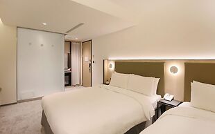 Dandy Hotel Daan Park Branch
