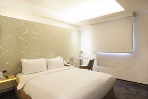 Dandy Hotel Daan Park Branch