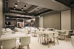 Dandy Hotel Daan Park Branch