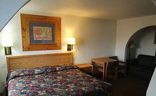 North Country Inn & Suites