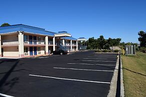 Royal Inn Douglasville