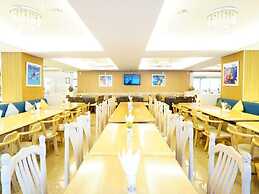 Bay Hotel Srinakarin