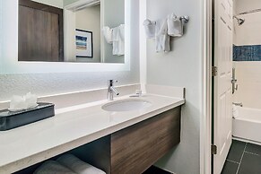 Staybridge Suites University Area by IHG